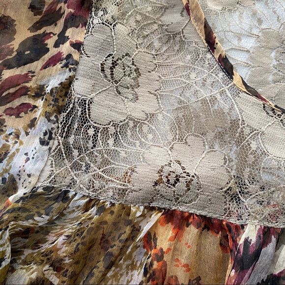 Sheer Leopard and Lace Flutter Sleeve 3X Top - Picture 6 of 8